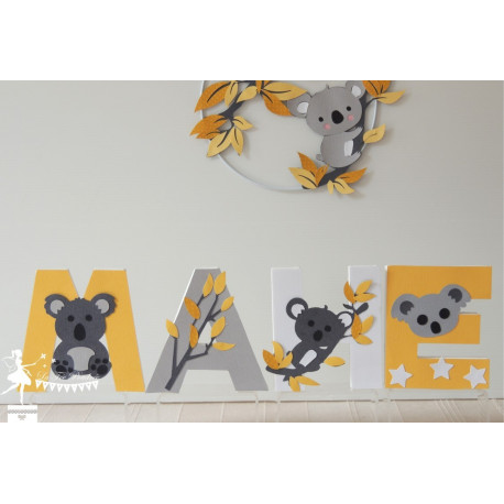 1 Lettre décorée 12cm koala jaune gris et blanc